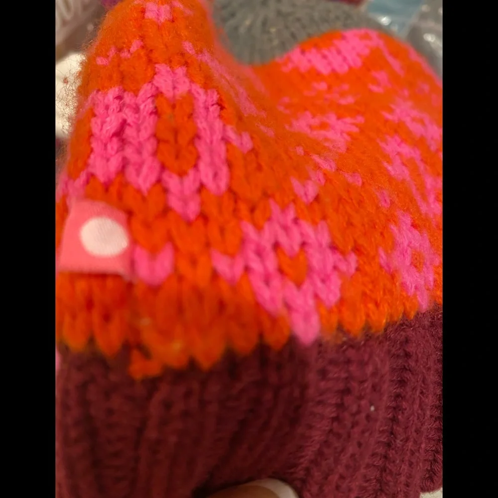 LEBIG girls winter hat size 6-12 y old